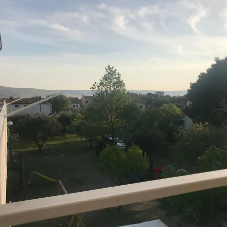 Veronika Appartement *
